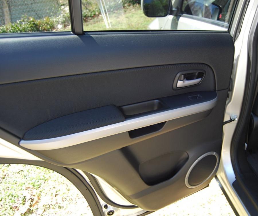  Suzuki Grand Vitara XSport 2008 года  (фото 18 из 27)